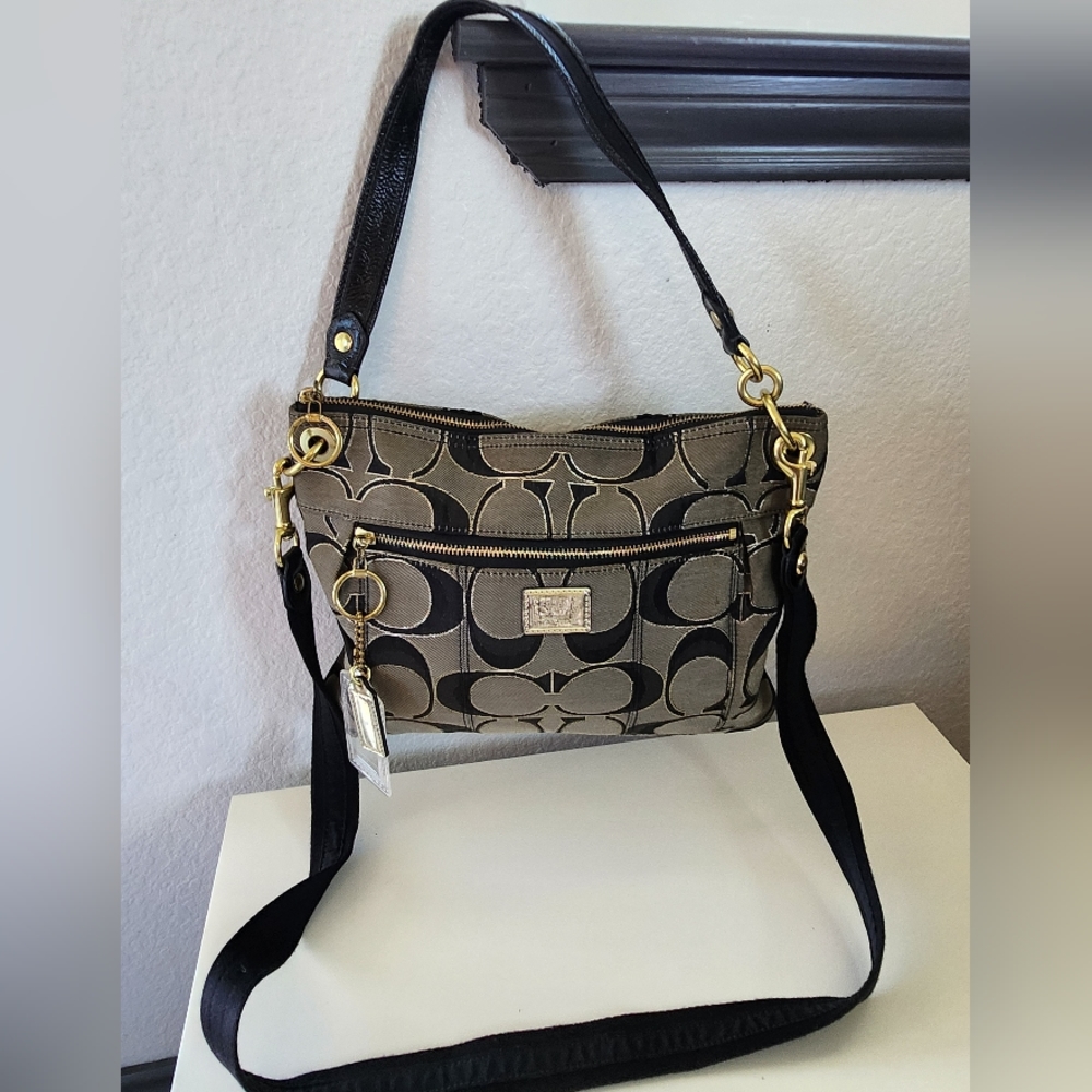 Coach Poppy Signature Hippie Bag